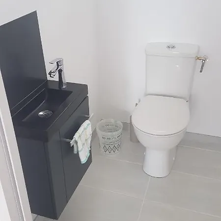 2 Luxe